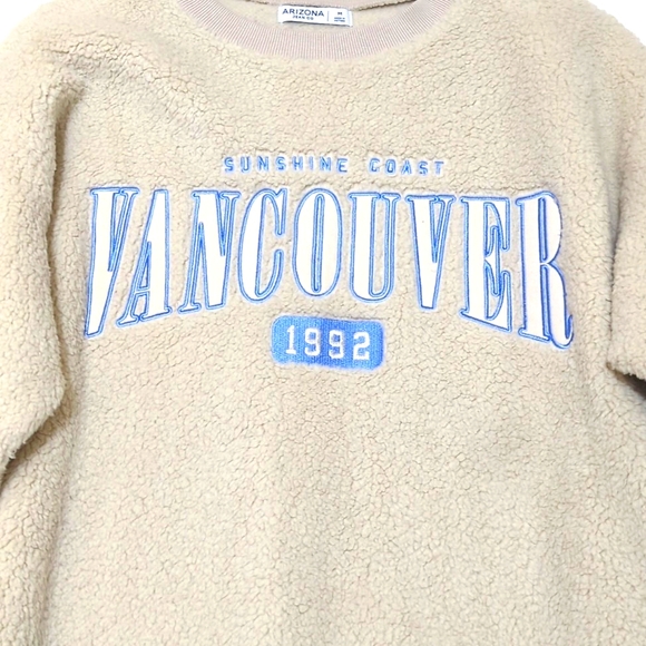 Arizona Jeans Co. | Teddy Crew Neck | Sweatshirt | Casual | Cozy | Embroidered | - Picture 4 of 8